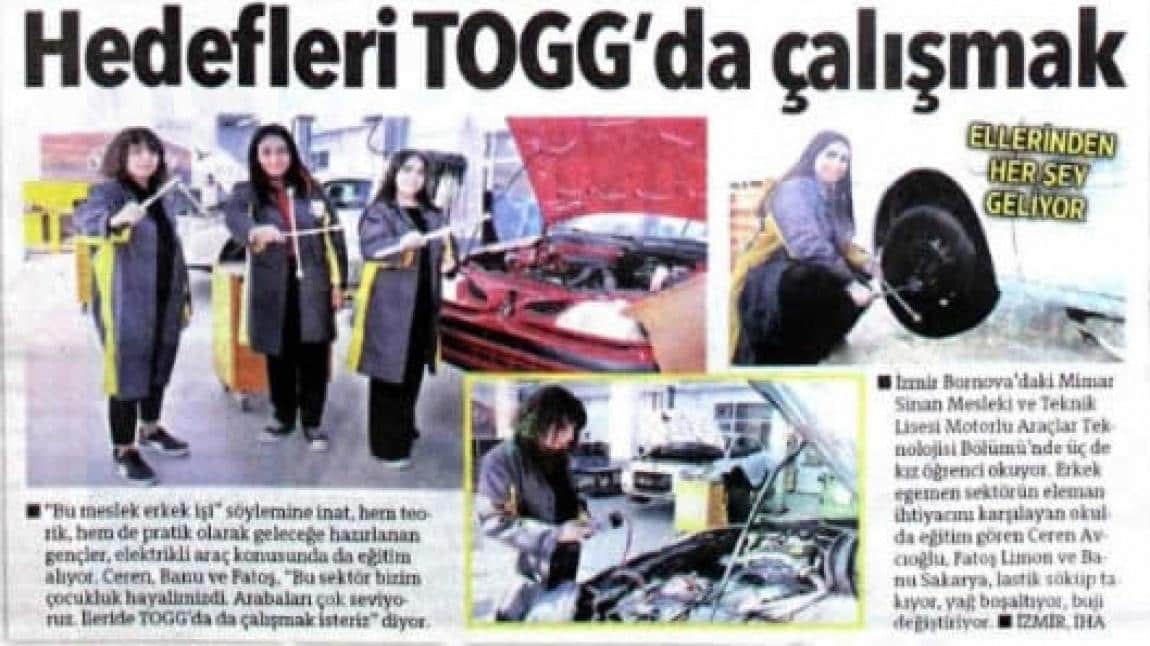 Motorlu Araçlar Teknolojisi alanında öğrenim gören Ceren Avcıoğlu, Banu Sakarya ve Fatoş Limon'a başarılarının devamını dileriz.